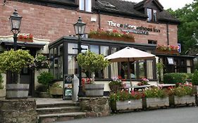 Three Horseshoes Country Inn